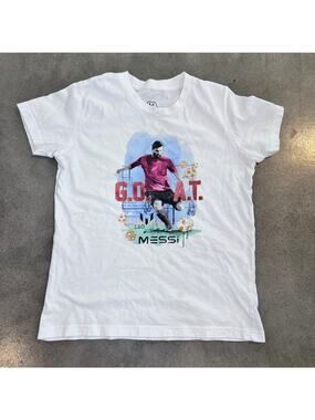 Lionel Messi Store GOAT soccer white cotton tshirt youth Medium boys futbol